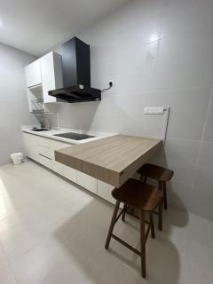 Waterfront Homestay @ Kuching Riverine Resort - Kuching - 3