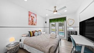 Family Oasis Home with Large Pool & Yard - Tampa - 4