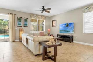 The Retreat at Championsgate gameroom cinema - 8