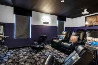 The Retreat at Championsgate gameroom cinema - 3