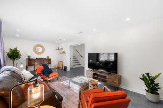 Outdoor Projector, Arcade, Fire Pit, 2 Car Garage, 2 Living Rooms - Snellville - 5