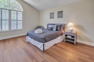 Bright & Airy Home with Large Private Pool and Arcade - 1