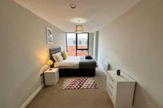 Lovely 1 Bed Central Manchester Apartment Sleeps 2 - Manchester - 8