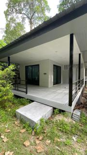 Secret Place Hotel and Restaurant - Haad Yao - 8