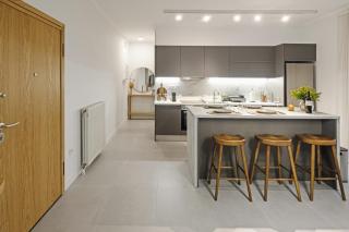 Singer Design Suite - Luxury 60sqm Urban Retreat in Kalamata - Kalamata - 2