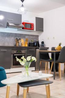 Appart Cosy, Type T2, Avec Piscine, Centre-ville - 3