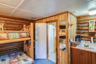 Black Diamond Guest Ranch Cabin with Lodge Access! - - 4