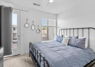 Rabbit Hill at The Lofts - 4