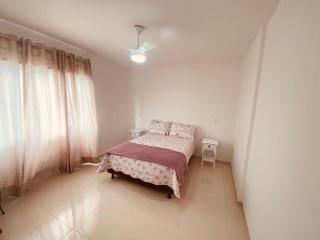 Apartamento Novo 500m da praia de Itajuba - 0