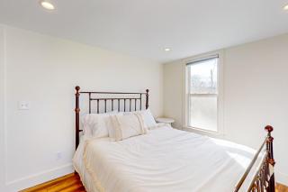 Bay Cottage - Boothbay Harbor - 1