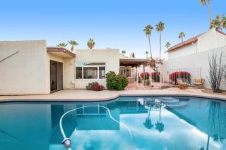 Hidden Bloom Sanctuary - Litchfield Park - 9