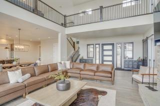 Spacious Utah Escape with Balcony and Mountain Views! - 6