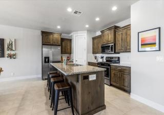 Sunny Fiesta Bungalow Rooftop Spa - Washington - 1