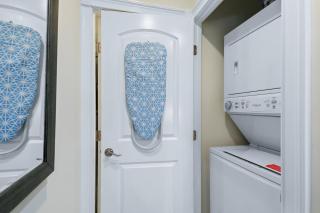 New! Historic 1bed/1bath Suite Steps to River St! - 8