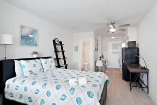 North Shore Oasis - Steps to Miami Beach Bliss - 4