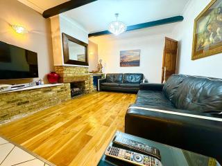 Lime Tree House - Heston - 5