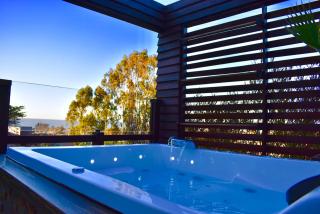 CASA BOUTIQUE PRIVADA CON VISTAS AL OCÉANO - Quincho Privado - No incluido en la tarifa agrega por un suplemento una sesión de hidromasaje bajo las estrellas en jacuzzi privado de uso exclusivo - Estacionamiento Privado - Pichilemu - 0