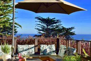 CASA BOUTIQUE PRIVADA CON VISTAS AL OCÉANO - Quincho Privado - No incluido en la tarifa agrega por un suplemento una sesión de hidromasaje bajo las estrellas en jacuzzi privado de uso exclusivo - Estacionamiento Privado - Pichilemu - 5