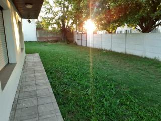 Casa Grande en Necochea, Proxima a la Playa - Necochea - 1