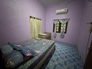 Homestay Hjh Rokiah, F.Tementi - - 6