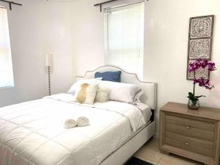 ZION Miami Design District 2 Bedroom amongst the trees! - 2