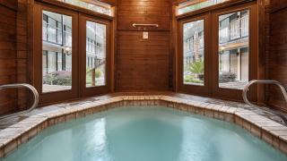 Best Western Plus Westbank - Harvey - 5