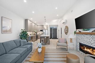 Beachfront Luxury Suite #19 at THE BEACH HOUSE - 3
