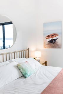 Beachfront Luxury Suite #19 at THE BEACH HOUSE - Campbell River - 1