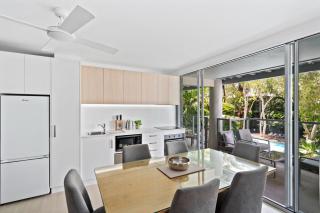 Belle Escapes Drift Beachfront Resort Suite 1305 - Palm Cove - 2