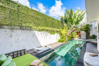 Villa Ku Tama by Villa Finder - Seminyak - 2