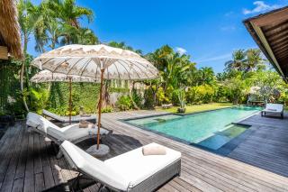 Villa Ku Besar by Villa Finder - Dalung - 2