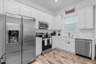 2 Bedrooms 2 Bathrooms Margaritaville 8029St - 1