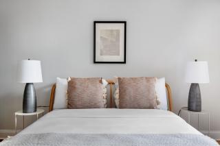 Murray Hill 1br w elevator gym nr library NYC-1282 - 3