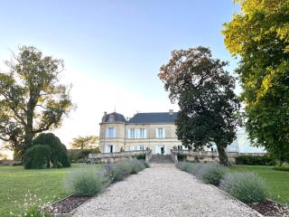Chateau Carbonneau - 0