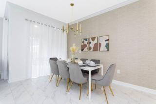 4 Bedrooms 3 Bathrooms Storey Lake 4257 Pd - 3