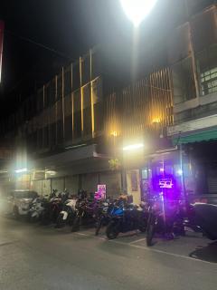 107 Hostel (One-O-Seven Hostel) - 9