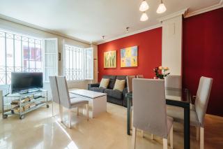 APARTAMENTO EN CASA PALACIO CON PISCINA 15 MAYO a 15 OCTUBRE - Sevilla - 9