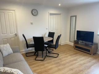 Modern The Mews Apartment - 0