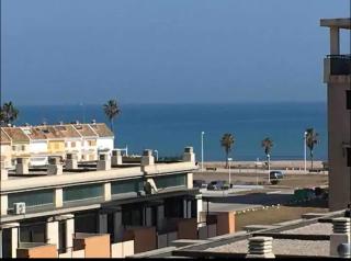 Piso acogedor con vistas al mar - La Torre - 0