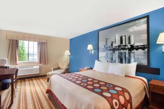Super 8 by Wyndham Defiance - Defiance - 5