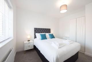 Space Apartments - 3 Bed House - Superking Beds-Garden -Fast Wifi-Pet Friendly - Broomfield - 5