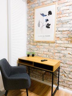 Chic Urbana: 140sqm 5-Bedroom Downtown Gem - 1