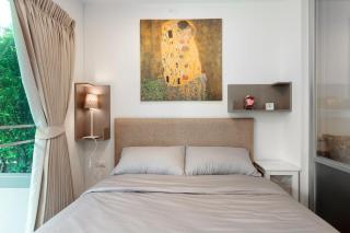 Fully Furnished Studio Apt. 110 - 4