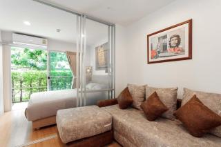 Fully Furnished Studio Apt. 110 - 2