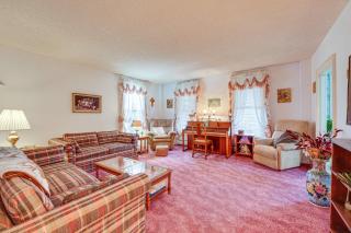 Pet-Friendly Franklinville Farmhouse with Sunroom! - - 8