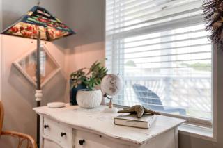 Lineman's Landing - Gulf Shores - 1
