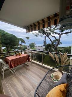 Studio refait à neuf face mer - Cannes - 7