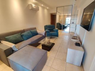 Maestro II Apartment - Larnaca - 0