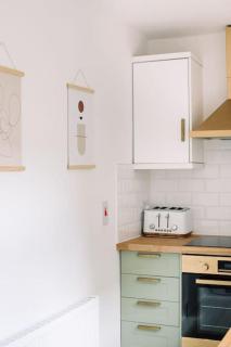 Designer 4-Bed Home in the Heart of Belfast - Belfast - 4