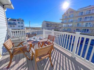 Ocean views and just steps to the Beach! - Ocean City - 0